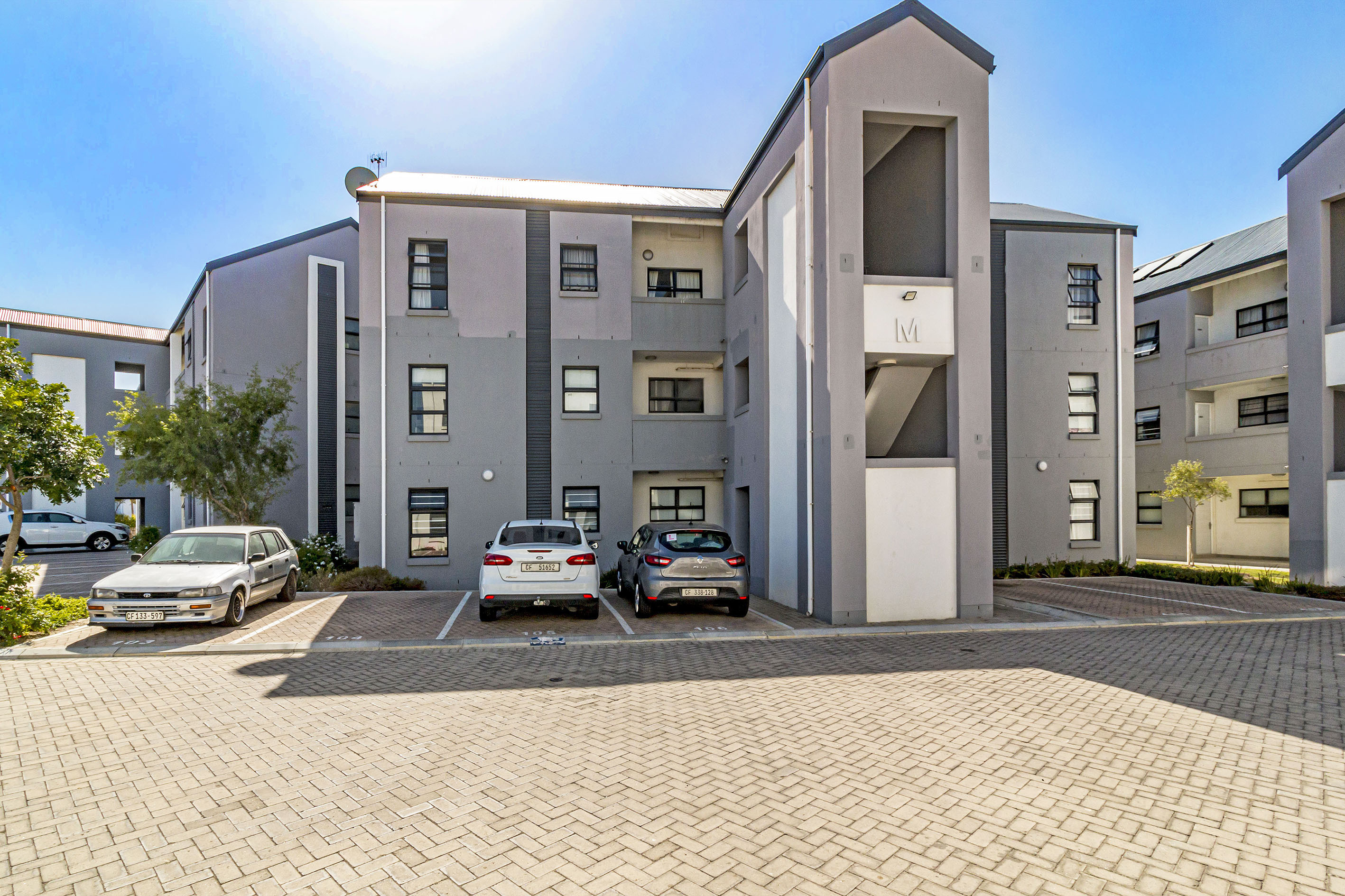 2 Bedroom Property for Sale in Aan de Wijnlanden Western Cape